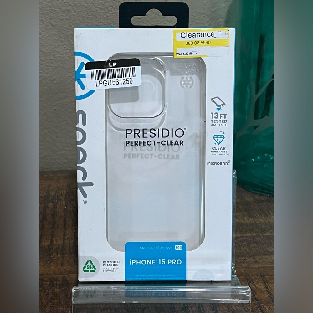 Speck Presidio Perfect-Clear Clear Case for iPhone 15 Pro, new